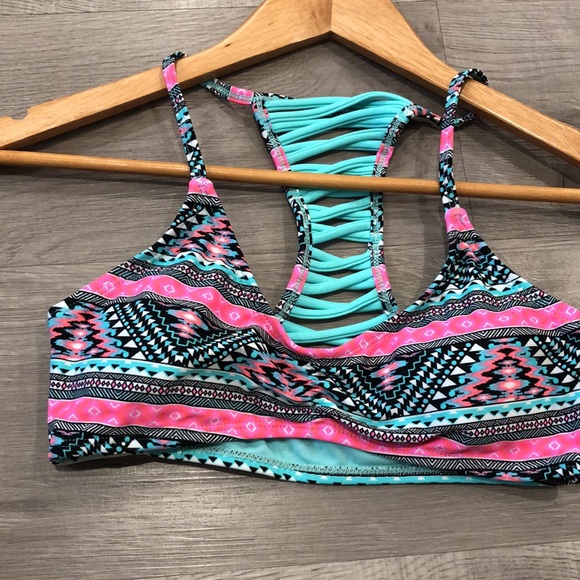 Island Soul - Picture 2 of 4